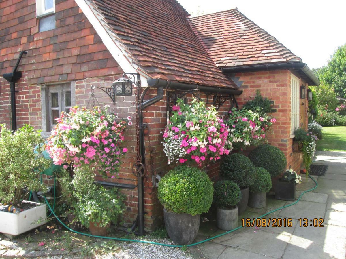 Clayton Wickham Farmhouse Hurstpierpoint Εξωτερικό φωτογραφία