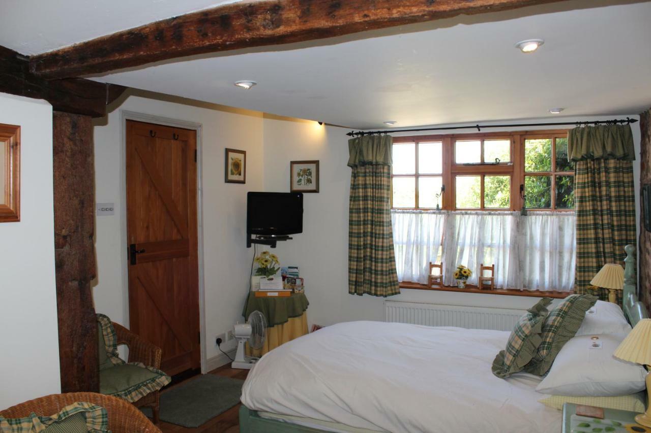 Clayton Wickham Farmhouse Bed and Breakfast Hurstpierpoint Εξωτερικό φωτογραφία