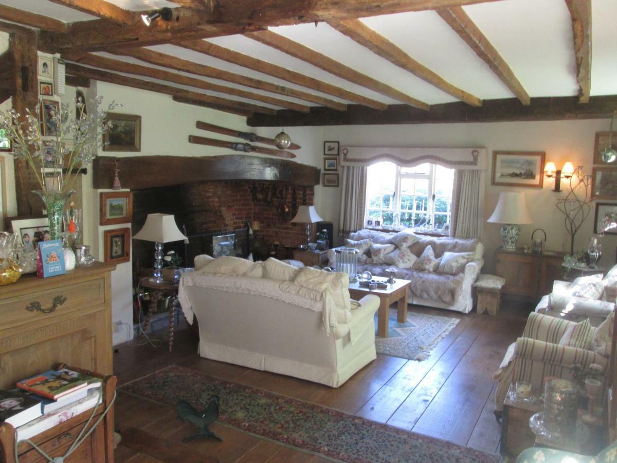 Clayton Wickham Farmhouse Bed and Breakfast Hurstpierpoint Εξωτερικό φωτογραφία