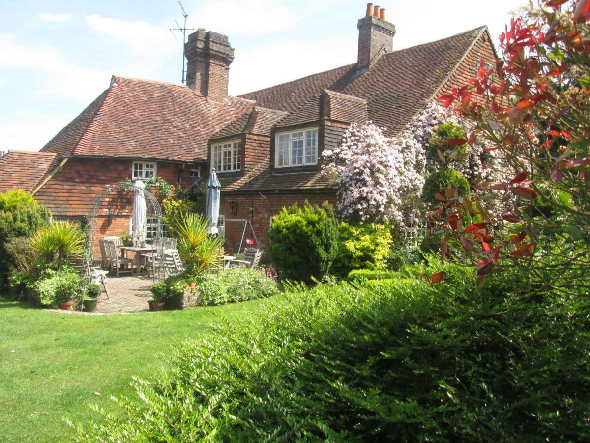 Clayton Wickham Farmhouse Bed and Breakfast Hurstpierpoint Εξωτερικό φωτογραφία